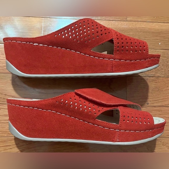 David Tate Red Sandals Microsuede Footbed Size 8 NEW - Picture 4 of 8